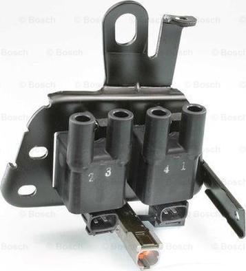 BOSCH 0986221019 - Катушка зажигания autosila-amz.com