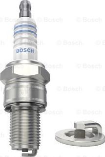 BOSCH 0 241 248 538 - Свеча зажигания autosila-amz.com