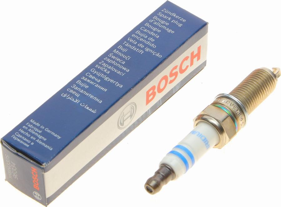 BOSCH 0 242 140 515 - Свеча зажигания autosila-amz.com