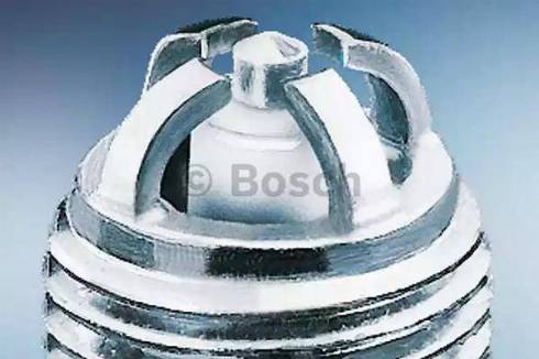 BOSCH 0 242 222 507 - Свеча зажигания autosila-amz.com