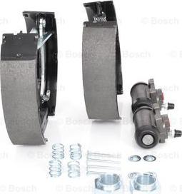 BOSCH 0 204 114 534 - компл. пыльника рул. рейки лев.+пр. Citr autosila-amz.com