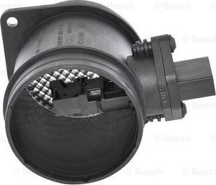 BOSCH 0 280 218 073 - Замене на XBS-0280218341 !!! Расходомер воздуха AUDI A3,TT, VW GOLF V,MUTIVAN,TOUREG, PHAETON, TRANSPORTER autosila-amz.com