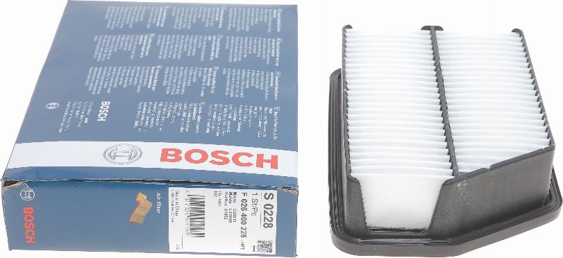 BOSCH F 026 400 228 - Воздушный фильтр, двигатель autosila-amz.com