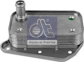 DT Spare Parts 4.66645 - Масляный радиатор, двигательное масло autosila-amz.com