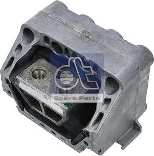 DT Spare Parts 4.81577 - Подушка, опора, подвеска двигателя autosila-amz.com