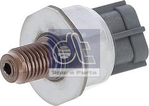 DT Spare Parts 12.24240 - Датчик, давление подачи топлива autosila-amz.com