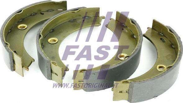 Fast FT30033 - Комплект тормозных колодок, барабанные autosila-amz.com