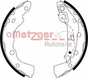 Metzger MG 973 - Комплект тормозных колодок, барабанные autosila-amz.com