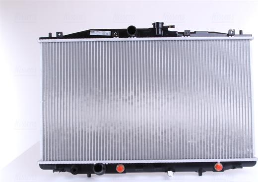 Nissens 68112 - Радиатор, охлаждение двигателя autosila-amz.com