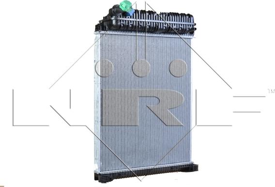NRF 50586 - Радиатор, охлаждение двигателя autosila-amz.com