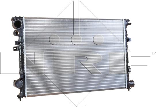 NRF 58262 - Радиатор, охлаждение двигателя autosila-amz.com