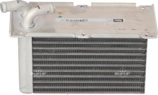 NRF 30045 - Радиатор охлаждения воздуха autosila-amz.com