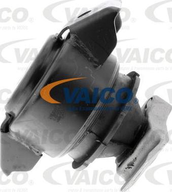 VAICO V10-1261 - Подушка, опора, подвеска двигателя autosila-amz.com