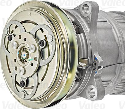 Valeo 815002 - Компрессор кондиционера autosila-amz.com