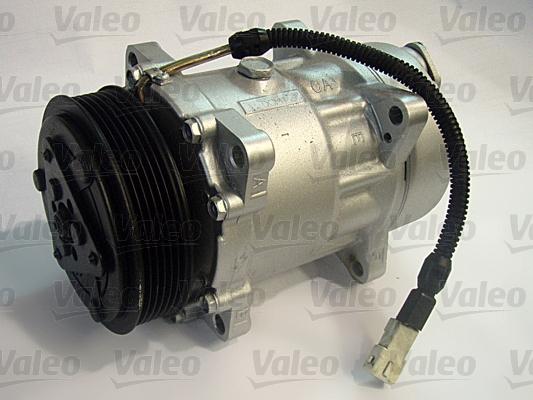 Valeo 813806 - Компрессор кондиционера autosila-amz.com