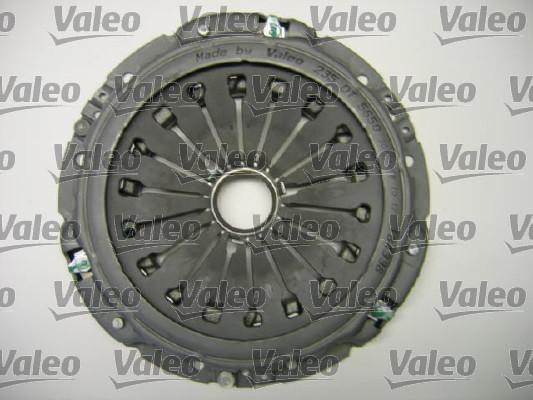 Valeo 835001 - К-кт сцепления с жестким маховиком и выжимным подшипником (KIT 4P) PEUGEOT 406 98-04, 607 00-, 806 9 autosila-amz.com