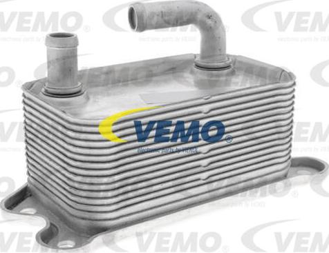Vemo V95-60-0011 - масляный радиатор, двигательное масло !Original VEMO Quality \VOLVO C30 D5 (06>12), C70 II 2.4 D (07 autosila-amz.com