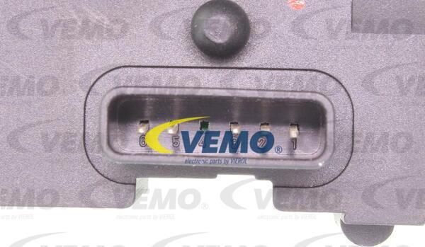 Vemo V15-80-3246 - Переключатель ст/очистителя VAG A4/A6/Q7 autosila-amz.com