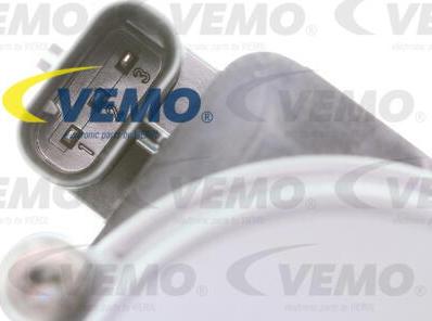 Vemo V10-16-0026 - Дополнительный водяной насос autosila-amz.com