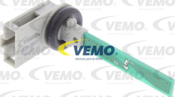 Vemo V10-72-0951 - Датчик, внутренняя температура autosila-amz.com