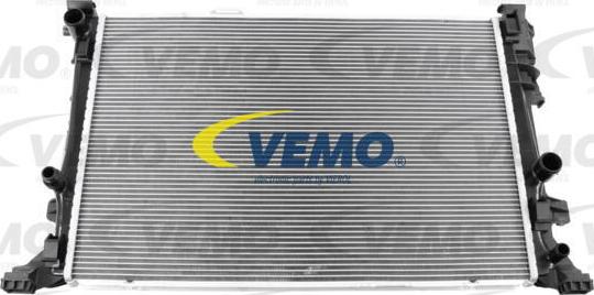 Vemo V30-60-0017 - Радиатор, охлаждение двигателя autosila-amz.com