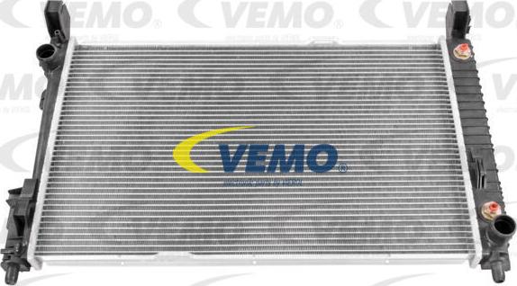 Vemo V30-60-1318 - Радиатор, охлаждение двигателя autosila-amz.com