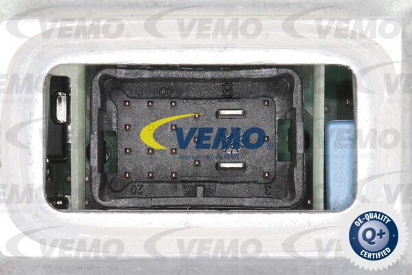 Vemo V30-73-0208 - Устройство управления, освещение autosila-amz.com