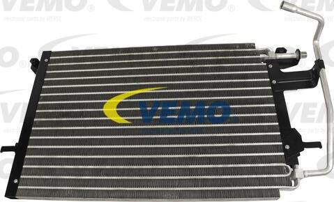Vemo V25-62-0007 - Конденсатор кондиционера autosila-amz.com