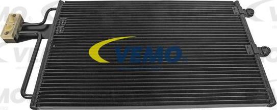 Vemo V22-62-0004 - Конденсатор кондиционера autosila-amz.com