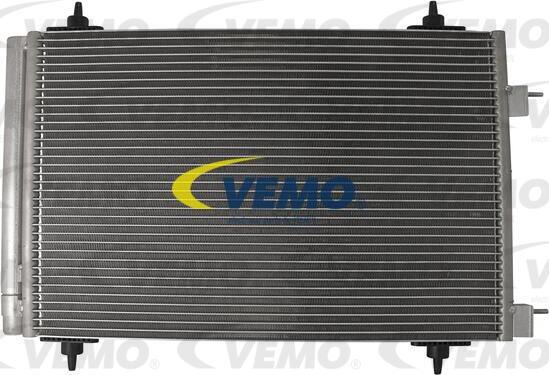 Vemo V22-62-0010 - Конденсатор кондиционера autosila-amz.com