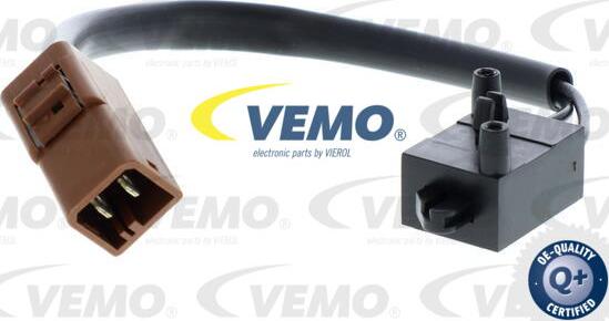 Vemo V22-73-0020 - Выключатель, привод сцепления (Tempomat) autosila-amz.com